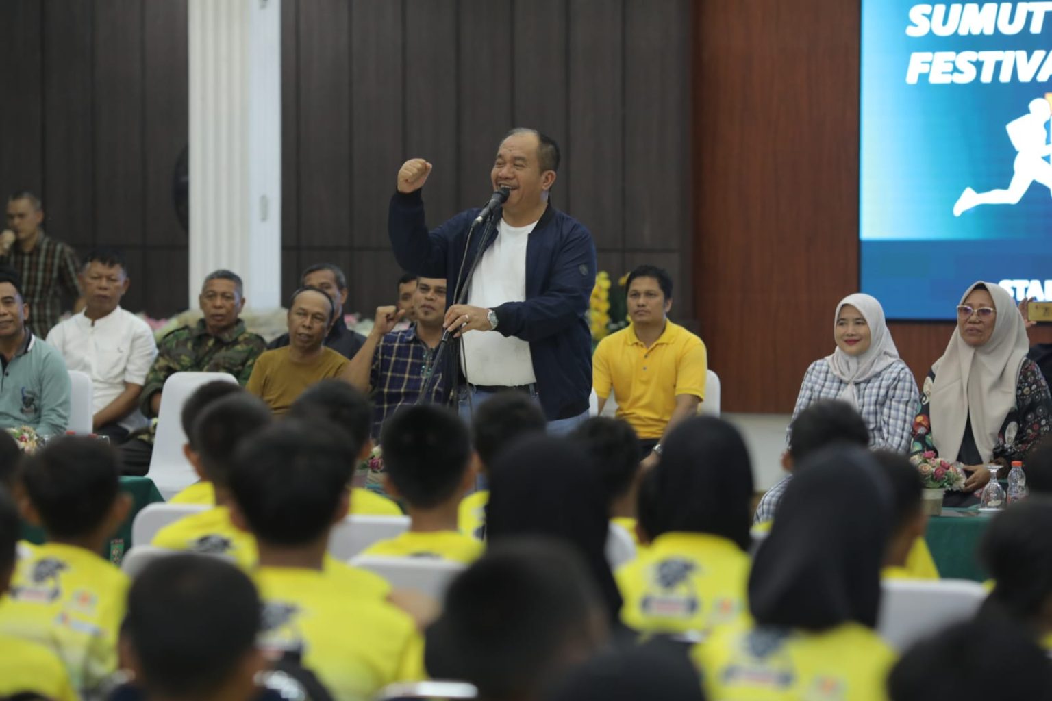 200 Pelajar Asahan Ikut Meriahkan Festival Fun Run Sumut 2025